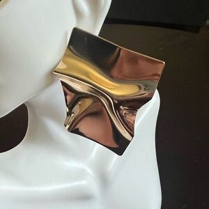 Geometric shaped earrings